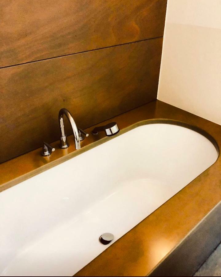 Апартаменты Bloft Charme&Relax Бергамо Экстерьер фото
